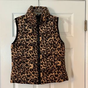Cisono outerwear, leopard print vest size M